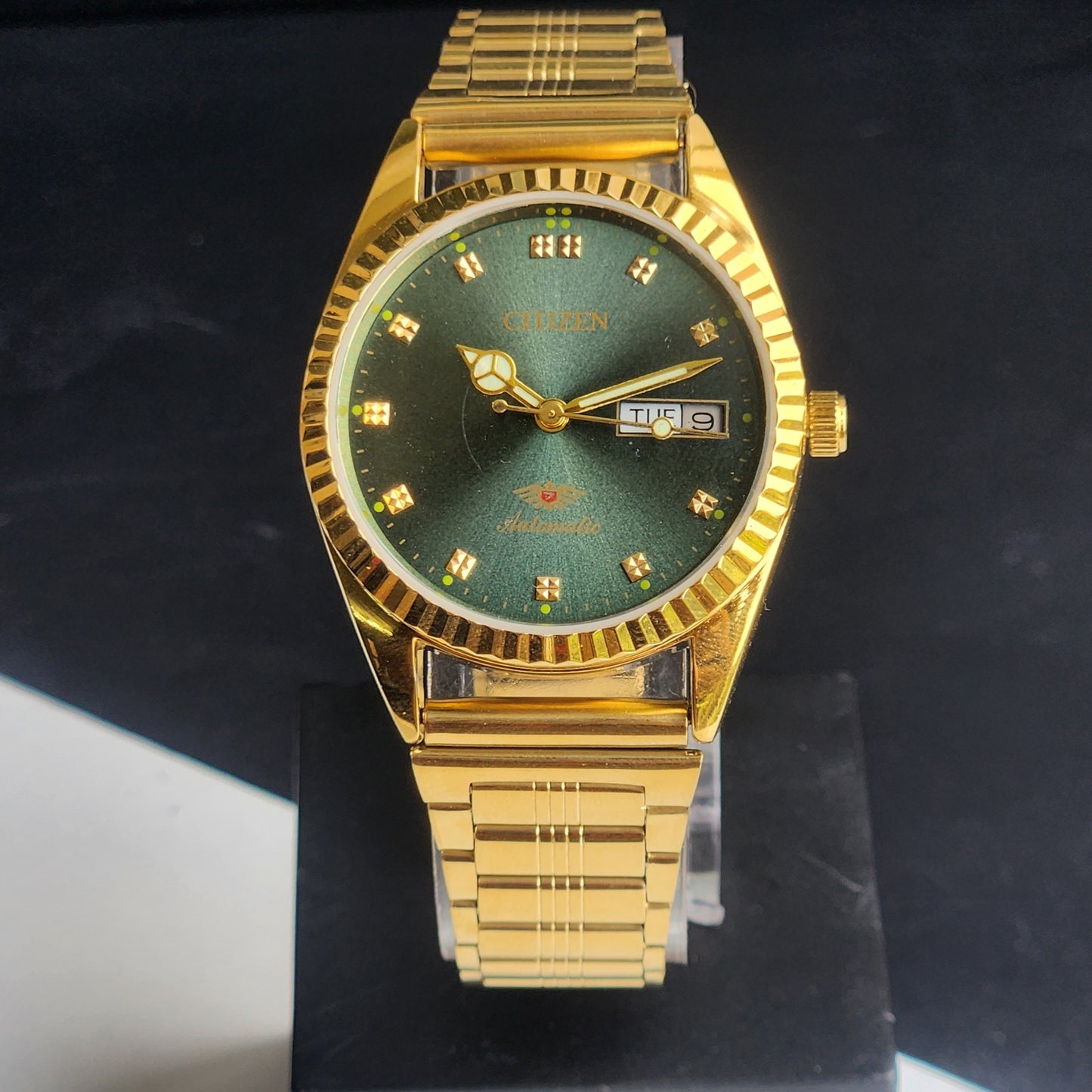Vintage MOD Citizen Green Face Automatic 21 Jewels Cal. 8200 35MM Fix Bezel Gold Plated Men's Wrist Watch I100