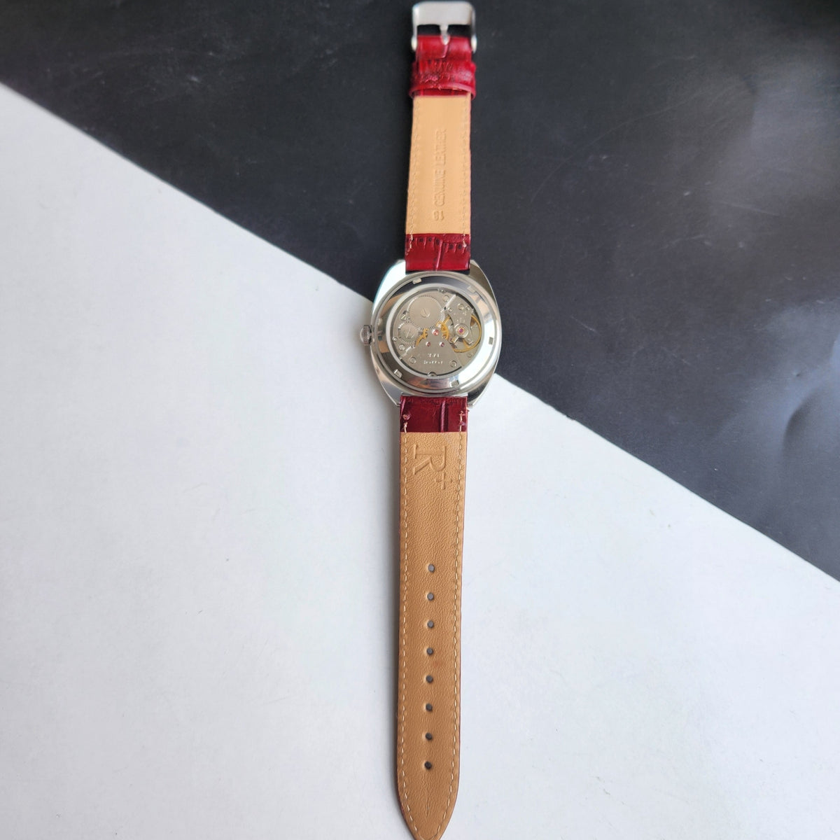 Vintage Mod HMT Kohinoor Devanagari Hand Winding 17 Jewels Red Face Red Croco Leather Strap Men's Wrist Watch J10