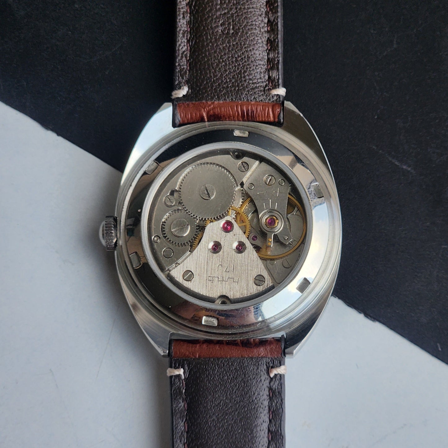Vintage Mod HMT Kohinoor Devanagari Hand Winding 17 Jewels Yellow Face Brown Croco Leather Strap Men's Wrist Watch J12