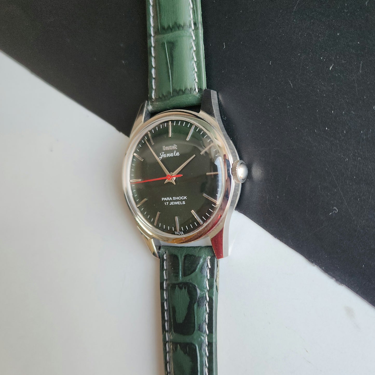 Vintage MOD HMT Janata Hand Winding 17 Jewels Green Face Green Croco Leather Strap Men's Wrist Watch J17