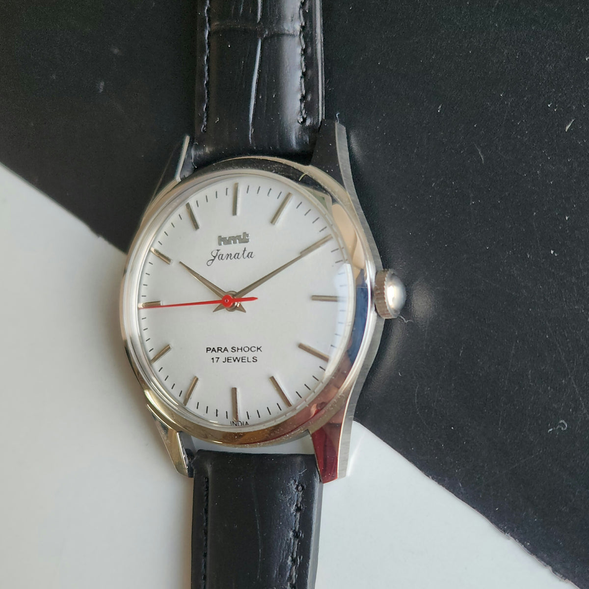 Vintage MOD HMT Janata Hand Winding 17 Jewels White Face Black Croco Leather Strap Men's Wrist Watch J0018