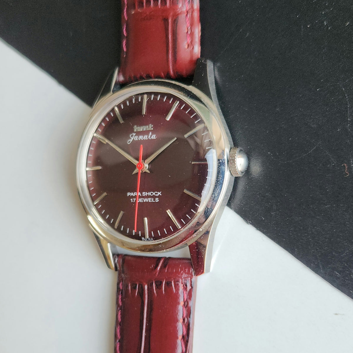 Vintage MOD HMT Janata Hand Winding 17 Jewels Wine Face Red Leather Strap Men's Wrist Watch J0021