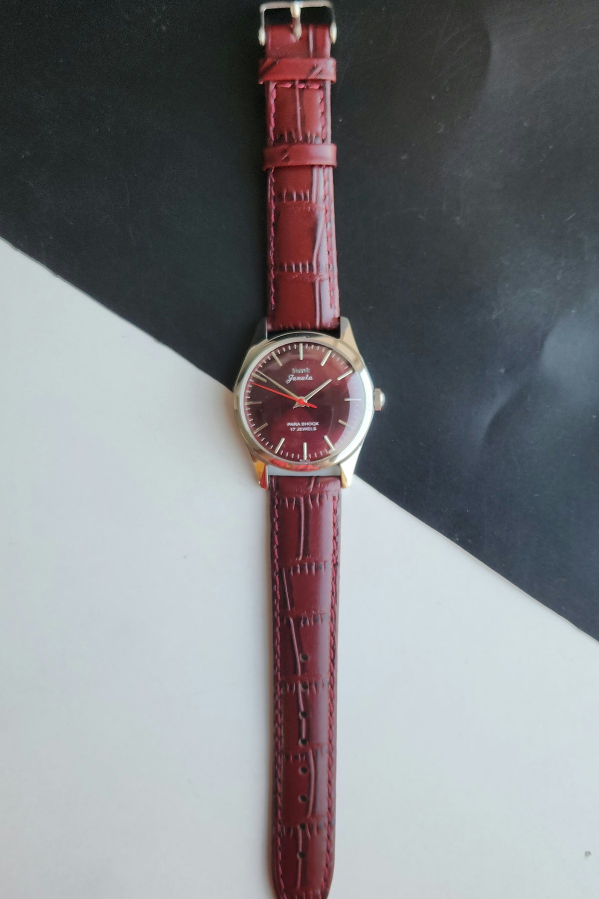 Vintage MOD HMT Janata Hand Winding 17 Jewels Wine Face Red Leather Strap Men's Wrist Watch J0021