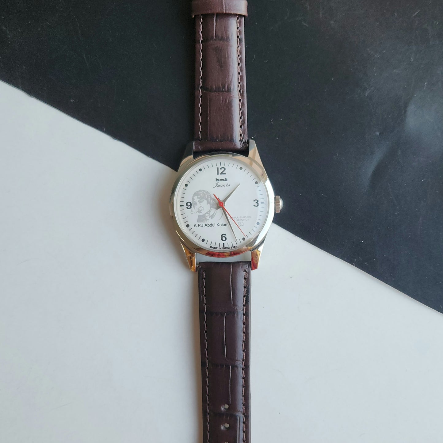 Vintage MOD HMT Janata A.P.J. Abdul Kalam Hand Winding 17 Jewels White Face Brown Leather Strap Men's Wrist Watch J23