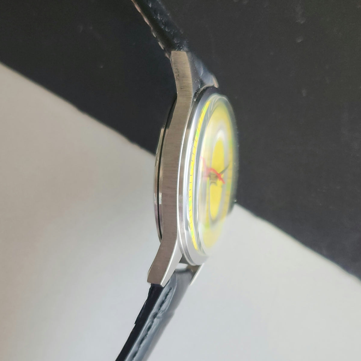 Vintage HMT Jawan Hand Winding 17 Jewels Yellow Face Black Leather Strap Men's Wrist Watch J40