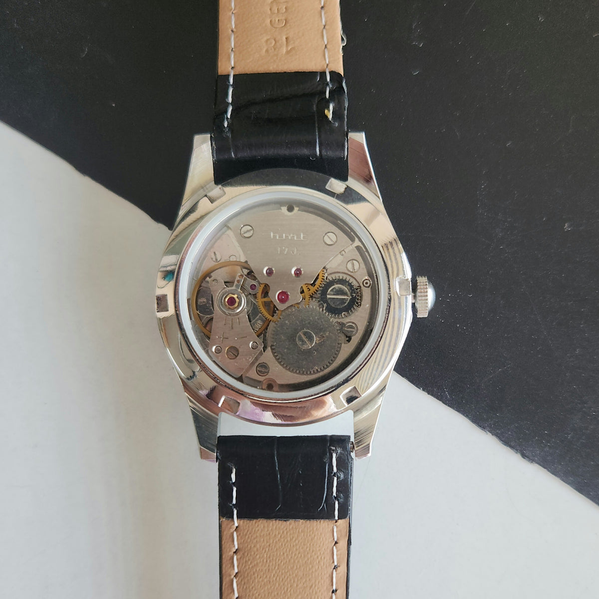 Vintage HMT Jawan Hand Winding 17 Jewels Yellow Face Black Leather Strap Men's Wrist Watch J40