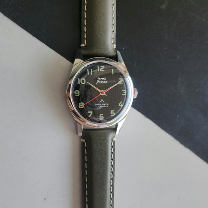 Vintage HMT Jawan Hand Winding 17 Jewels Black Face Green Leather Strap Men's Wrist Watch J41