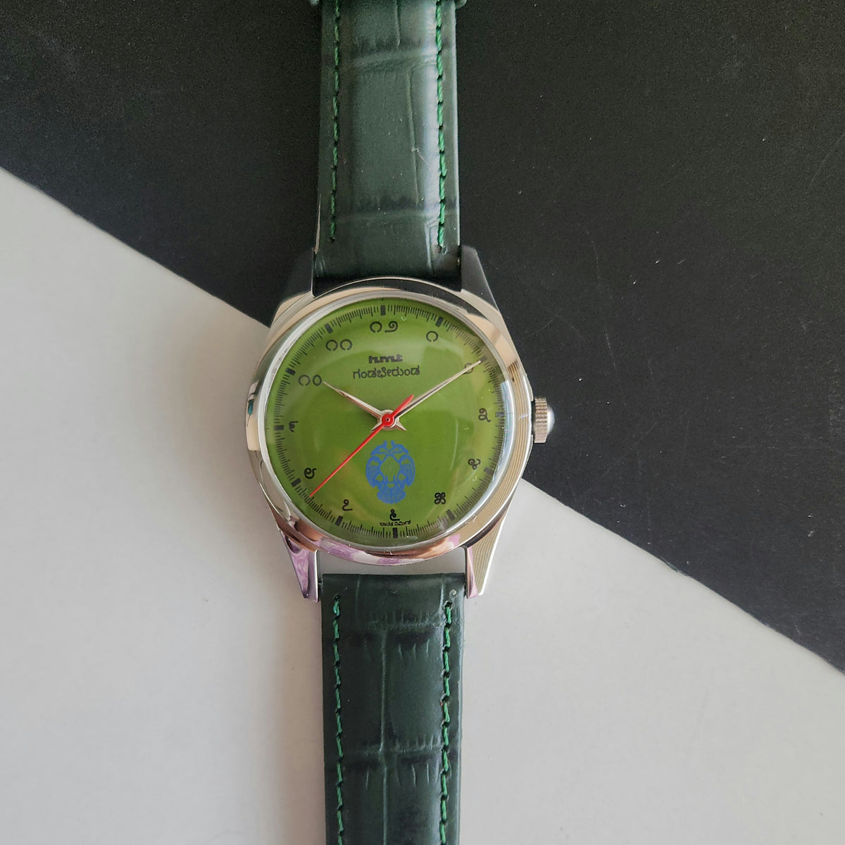 Vintage MOD HMT Gandaberunda Hand Winding 17 Jewels Green Face Green Leather Strap Men's Wrist Watch J42