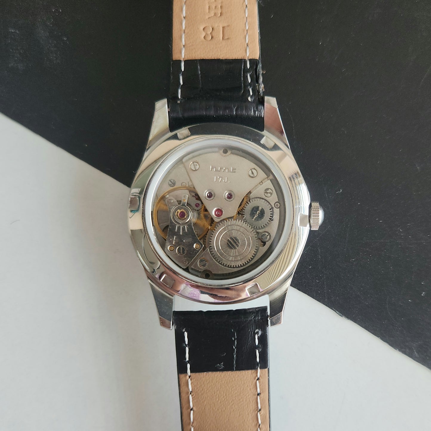 Vintage MOD HMT Gandaberunda Hand Winding 17 Jewels White Face Black Leather Strap Men's Wrist Watch J46