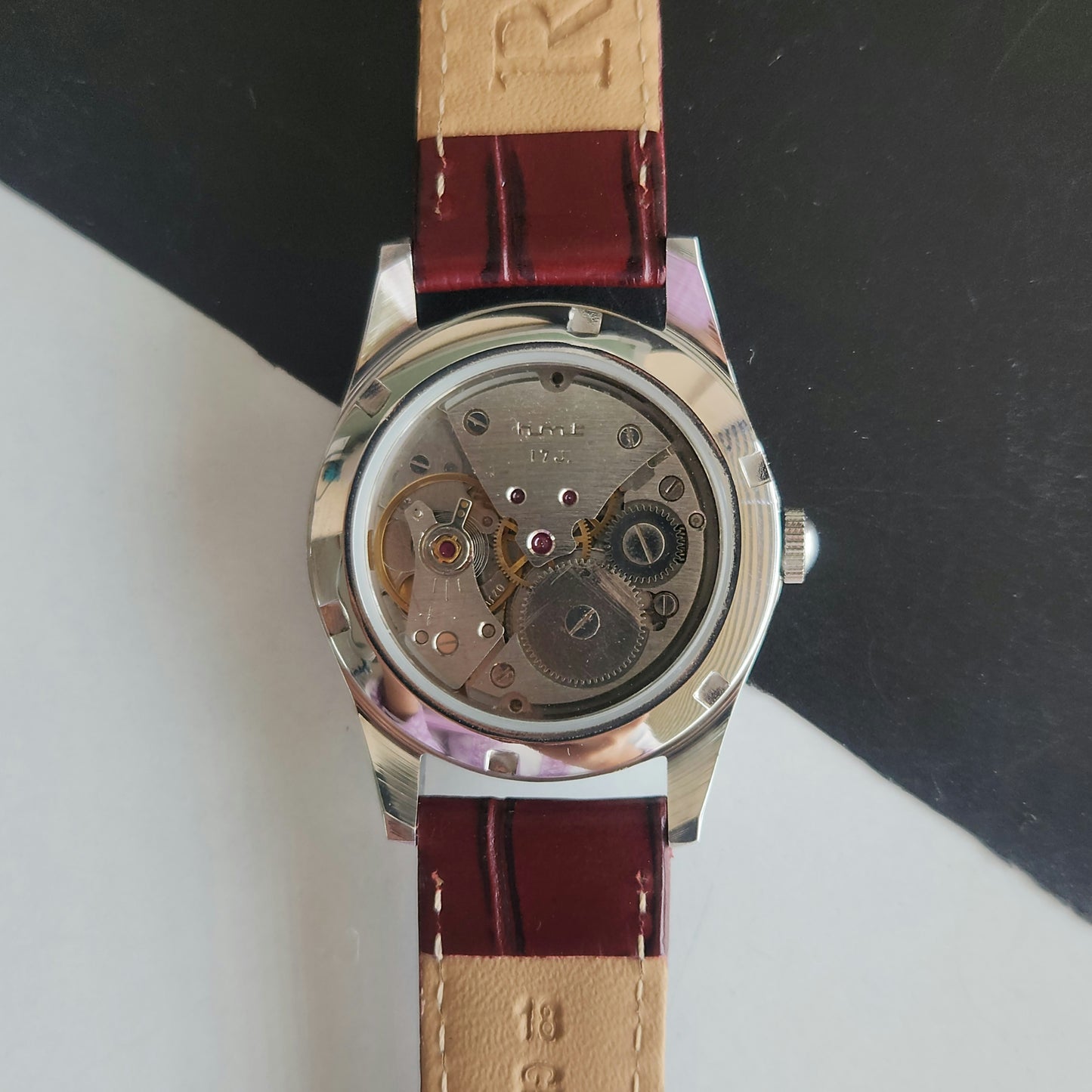 Vintage MOD HMT Janata Bangla Hand Winding 17 Jewels Red Face Red Leather Strap Men's Wrist Watch J34