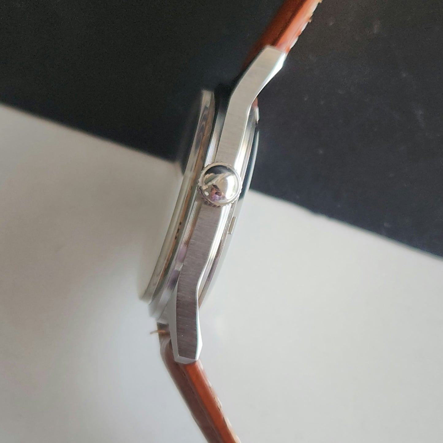 Vintage MOD HMT Janata Bangla Hand Winding 17 Jewels Peach Face Tan Leather Strap Men's Wrist Watch J36