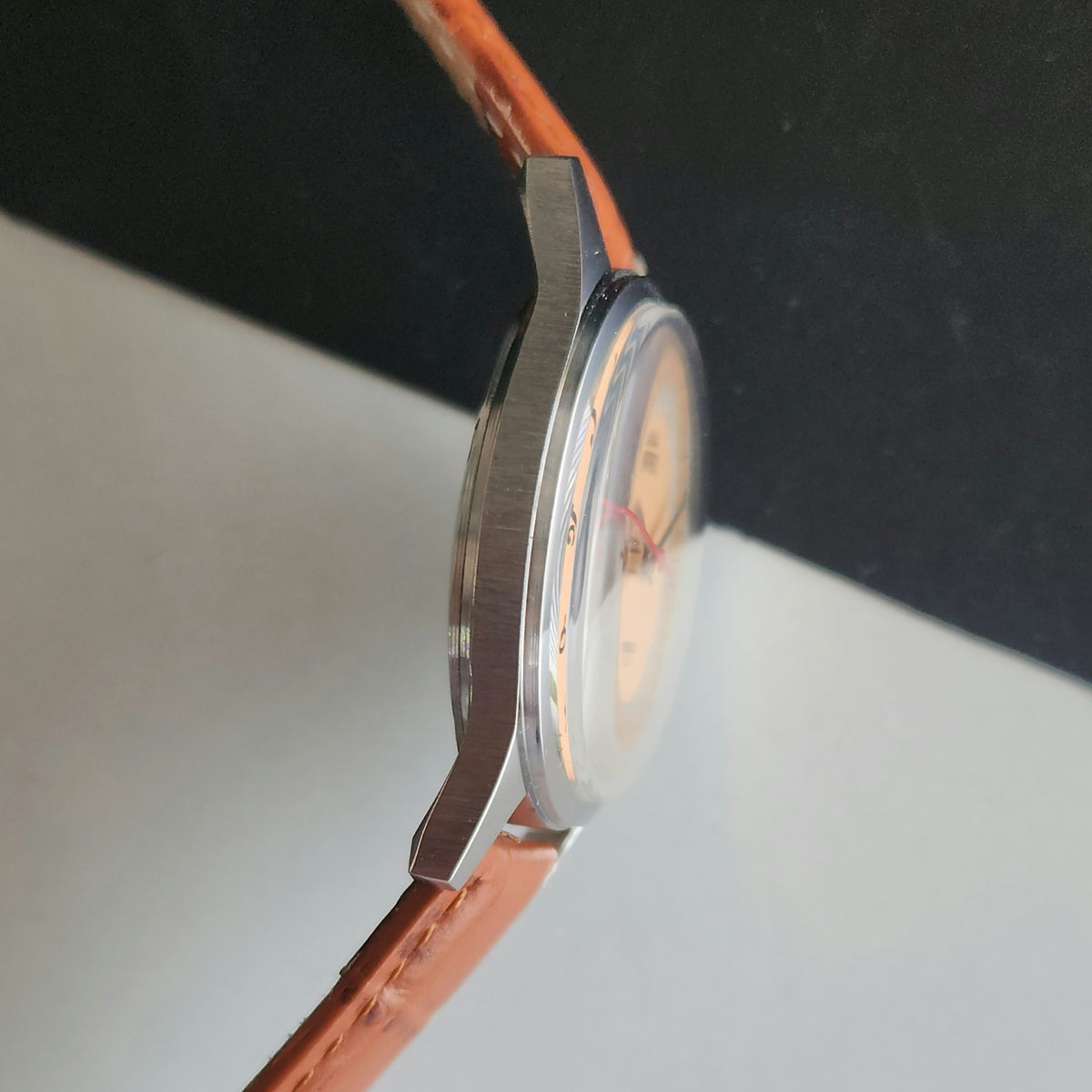 Vintage MOD HMT Janata Bangla Hand Winding 17 Jewels Peach Face Tan Leather Strap Men's Wrist Watch J36