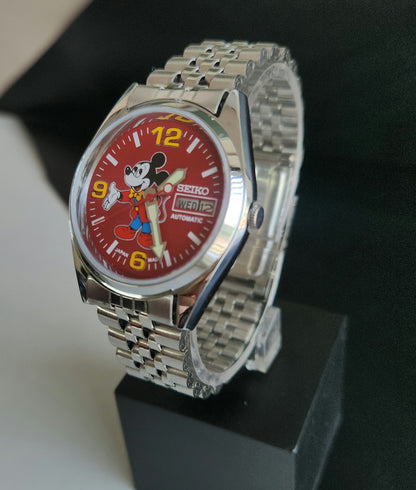 Vintage MOD Seiko 5 Automatic 23 Jewels Cal.6349 Red Face Repainted Mickey Mouse Jubilee Bracelet Men's Wrist Watch J50
