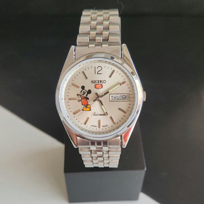 Vintage MOD Seiko 5 Automatic 23 Jewels Cal.6349 Silver Face Repainted Mickey Mouse Jubilee Bracelet Men's Wrist Watch J52