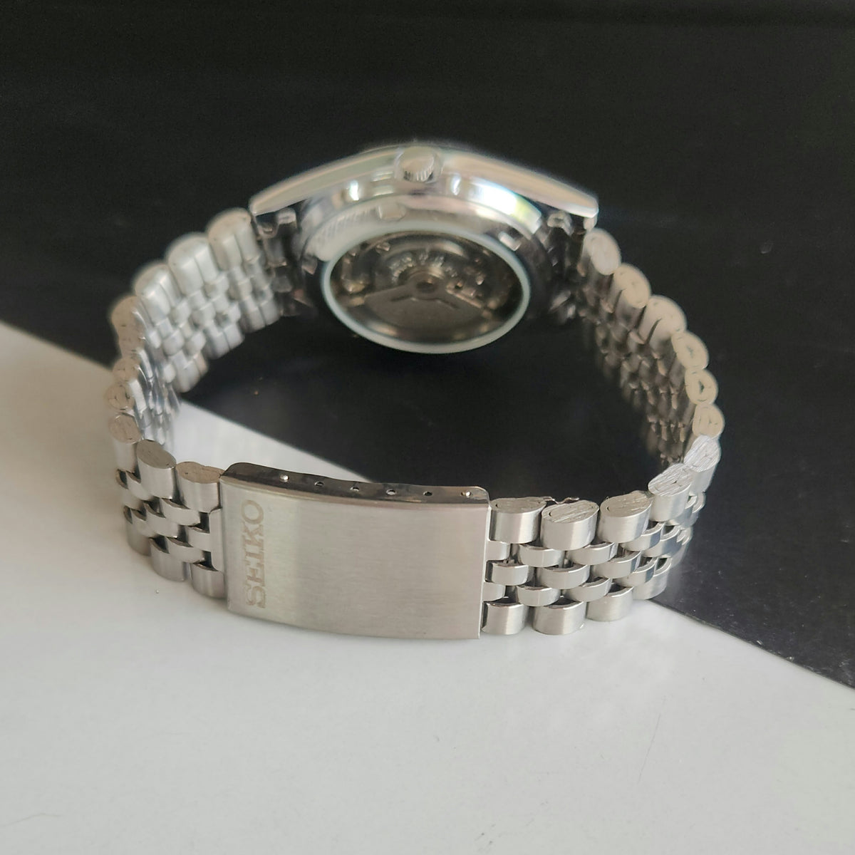 Vintage MOD Seiko 5 Automatic 21 Jewels Cal.6319 White Face Repainted Mickey Mouse Jubilee Bracelet Men's Wrist Watch J54