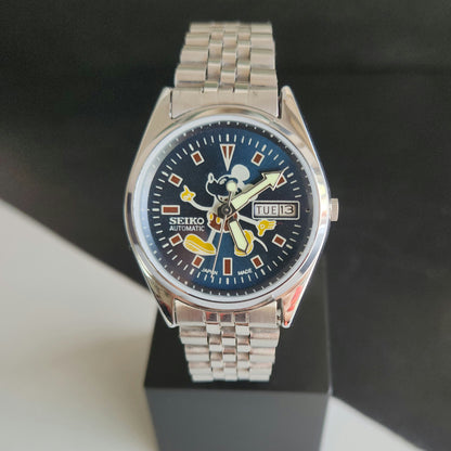 Vintage MOD Seiko 5 Automatic 17 Jewels Cal.6309 Blue Face Repainted Mickey Mouse Jubilee Bracelet Men's Wrist Watch J55