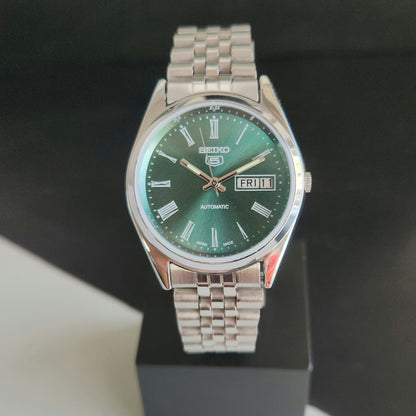 Vintage MOD Seiko 5 Automatic 17 Jewels Cal.6309 Green Face Jubilee Bracelet Men's Wrist Watch J56