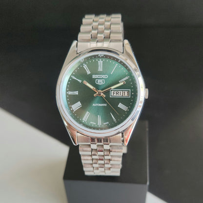Vintage MOD Seiko 5 Automatic 17 Jewels Cal.6309 Green Face Jubilee Bracelet Men's Wrist Watch J56