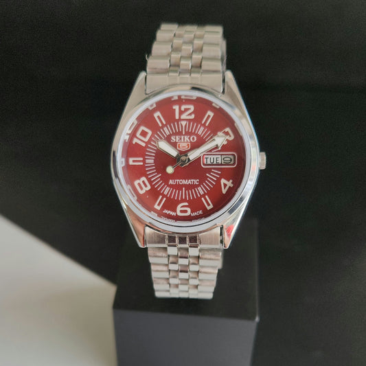 Vintage MOD Seiko 5 Automatic 23 Jewels Cal.6349 Red Face Jubilee Bracelet Men's Wrist Watch J59