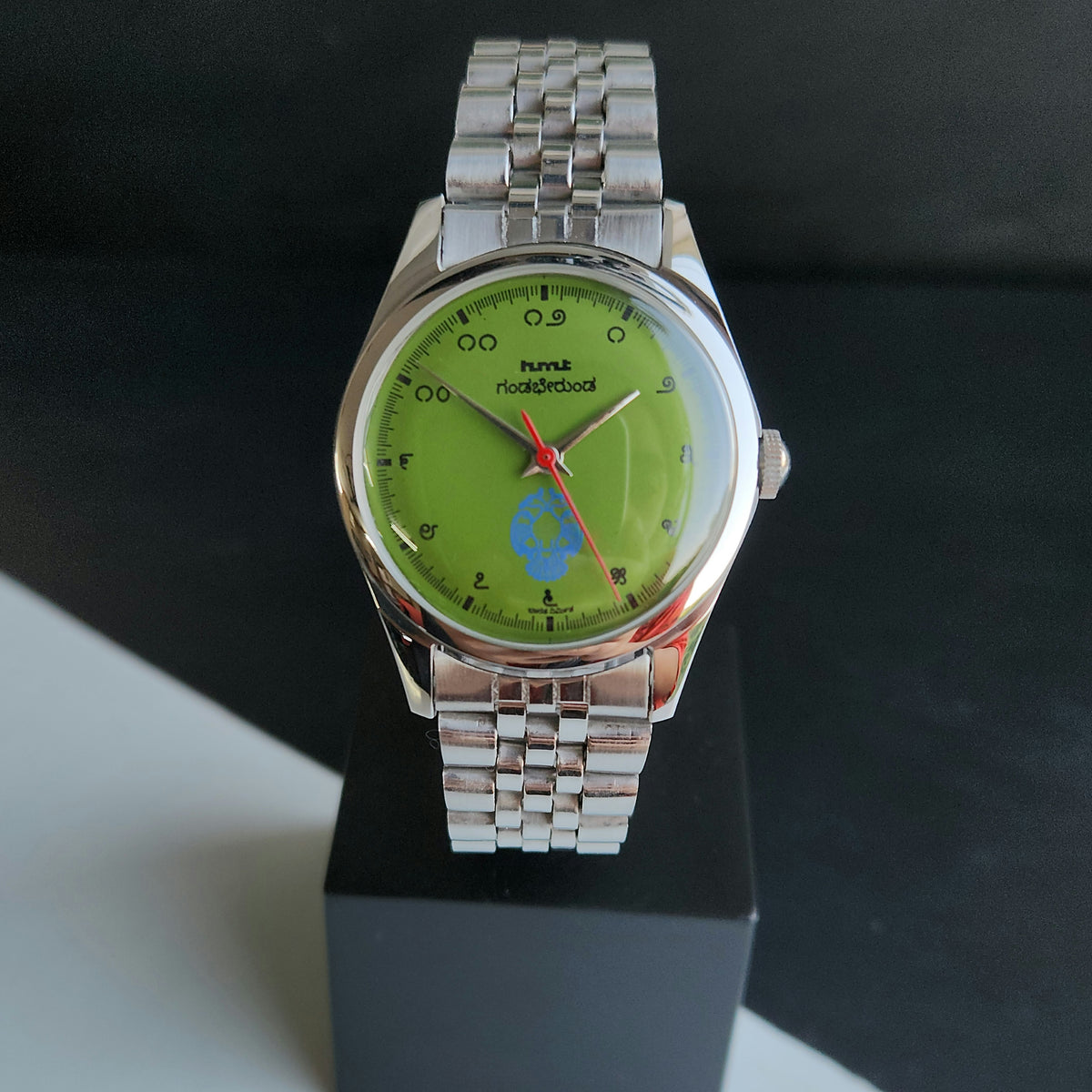 Vintage MOD HMT Gandaberunda Hand Winding 17 Jewels Green Face Green Leather Strap Men's Wrist Watch J42