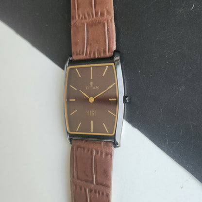Original TITAN EDGE 1044NBE31 Barrel Brown Face 29MM Case Men's Watch J63