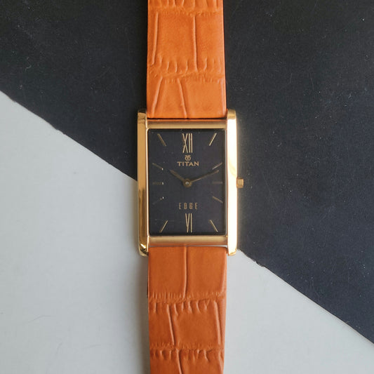 Original TITAN EDGE 1043YCD31 Rectangular Black Face 25MM Case Men's Watch J70