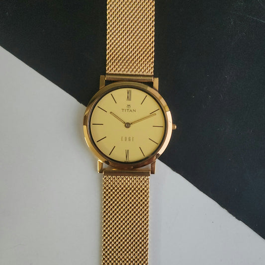 Original TITAN EDGE 679SAB Round Golden Face 33MM Case Men's Watch J86