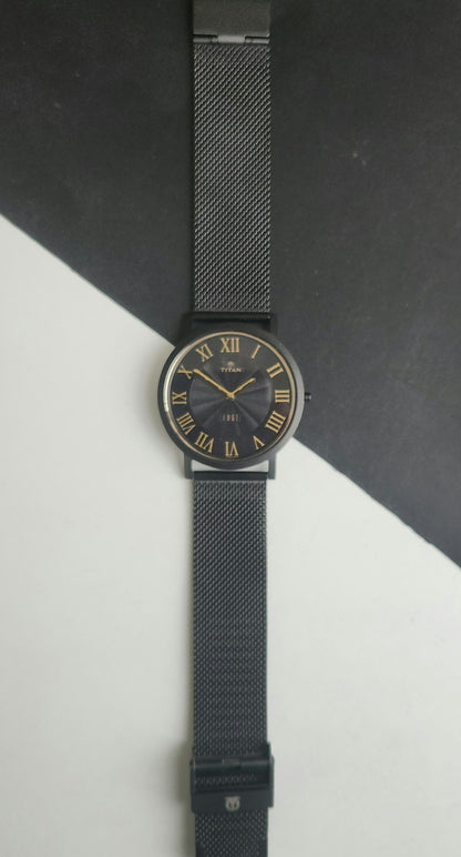 Original TITAN EDGE 1595WAB32 Round Black Face 39MM Case Men's Watch J90