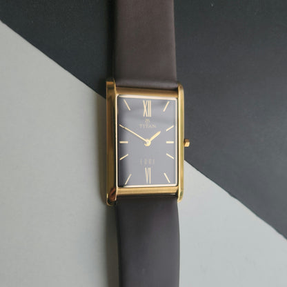Original TITAN EDGE 1043NBD91 Rectangular Black Face 25MM Case Men's Watch J71