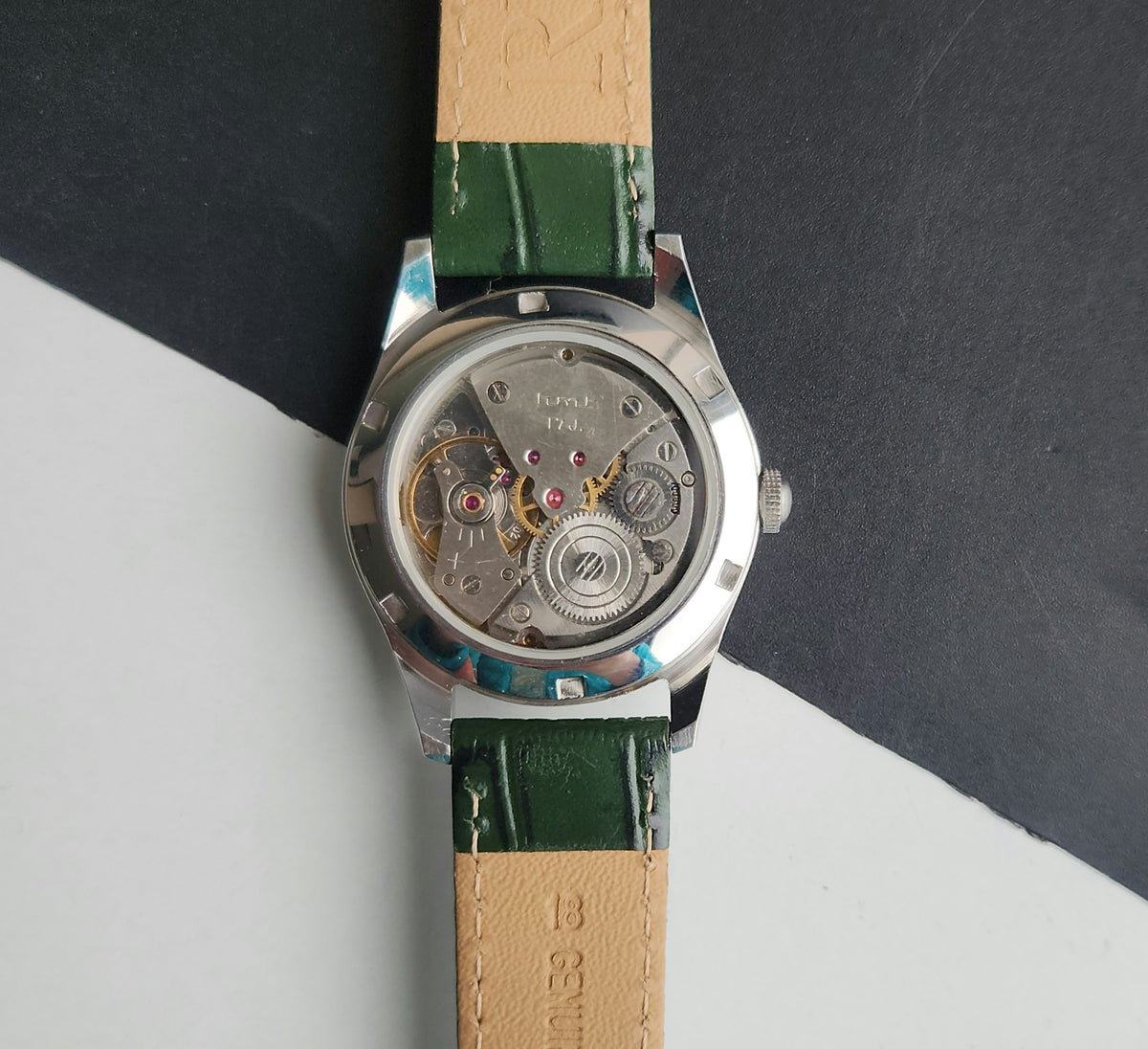 Vintage MOD HMT Janata Tamil Hand Winding 17 Jewels Parrot Green Face 35mm Silver Case With Green Leather Strap Men's Wrist Watch J81