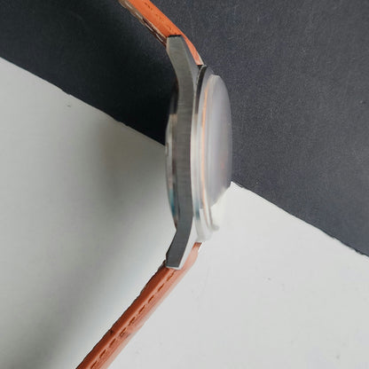 Vintage MOD HMT Janata Tamil Hand Winding 17 Jewels Peach Face 35mm Silver Case With Tan Leather Strap Men's Wrist Watch J82