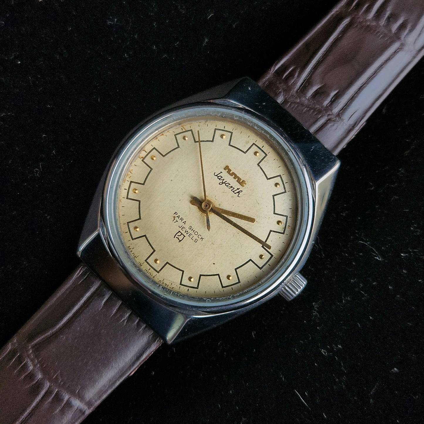 Vintage Original HMT Jayanth Hand Winding 17 Jewels Golden Face Brown Leather Strap Men's Wrist Watch J99