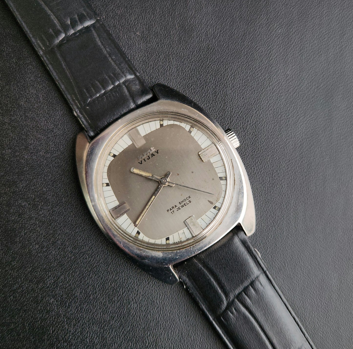 Vintage Original HMT Vijay Hand Winding 17 Jewels Grey Face Black Leather Strap Men's Wrist Watch J102