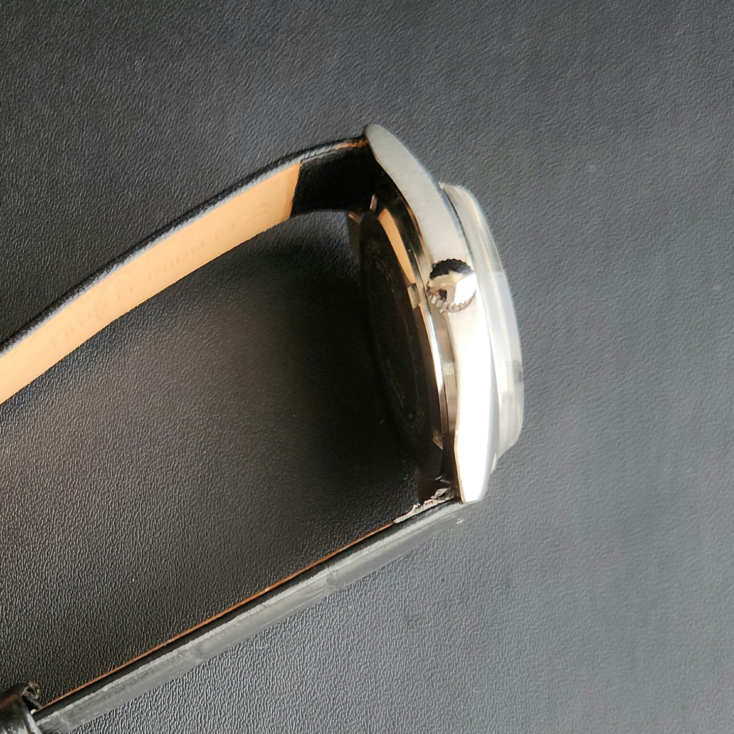 Vintage Original HMT Jayanth Hand Winding 17 Jewels Golden Face Black Leather Strap Men's Wrist Watch J107