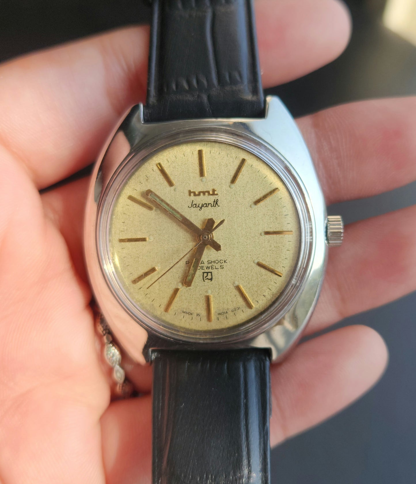 Vintage Original HMT Jayanth Hand Winding 17 Jewels Golden Face Black Leather Strap Men's Wrist Watch J107