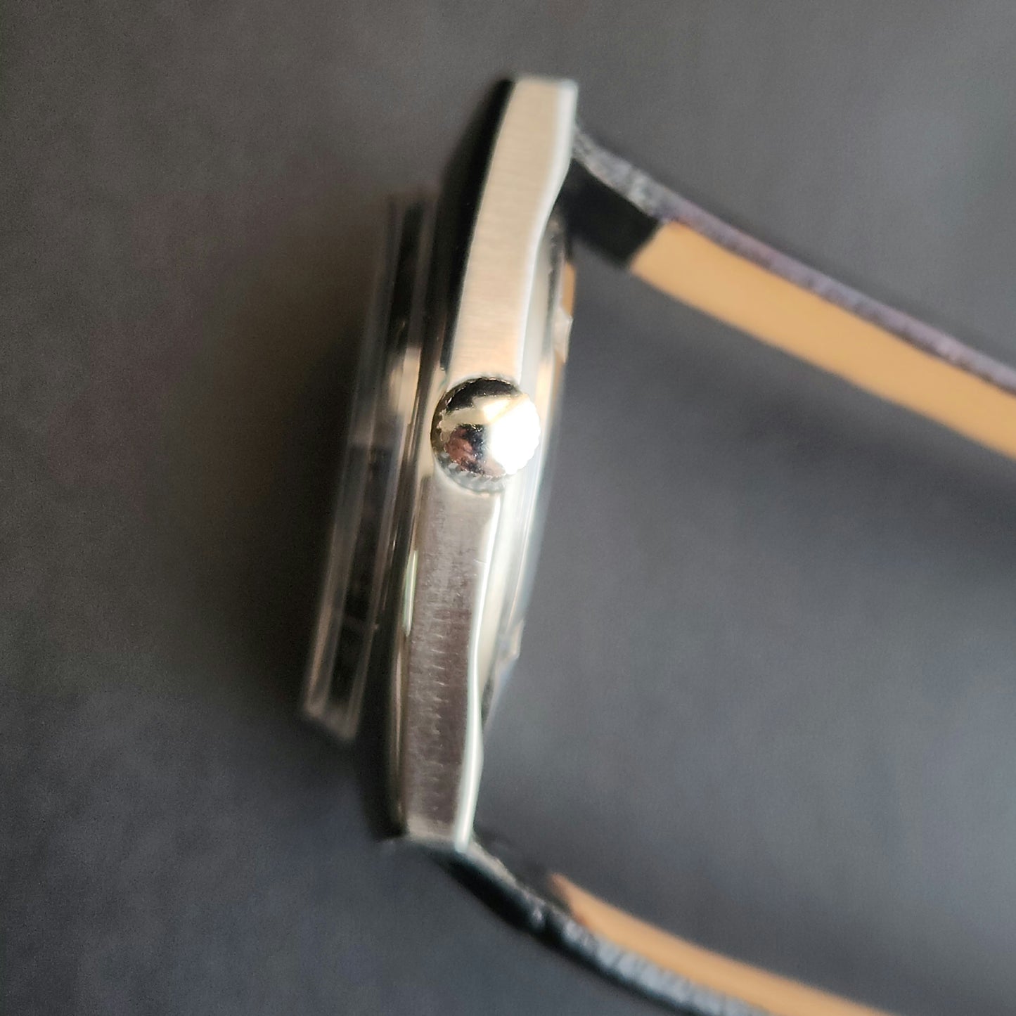 Vintage Original HMT Chetak Hand Winding 17 Jewels Black Face Black Leather Strap Men's Wrist Watch J108