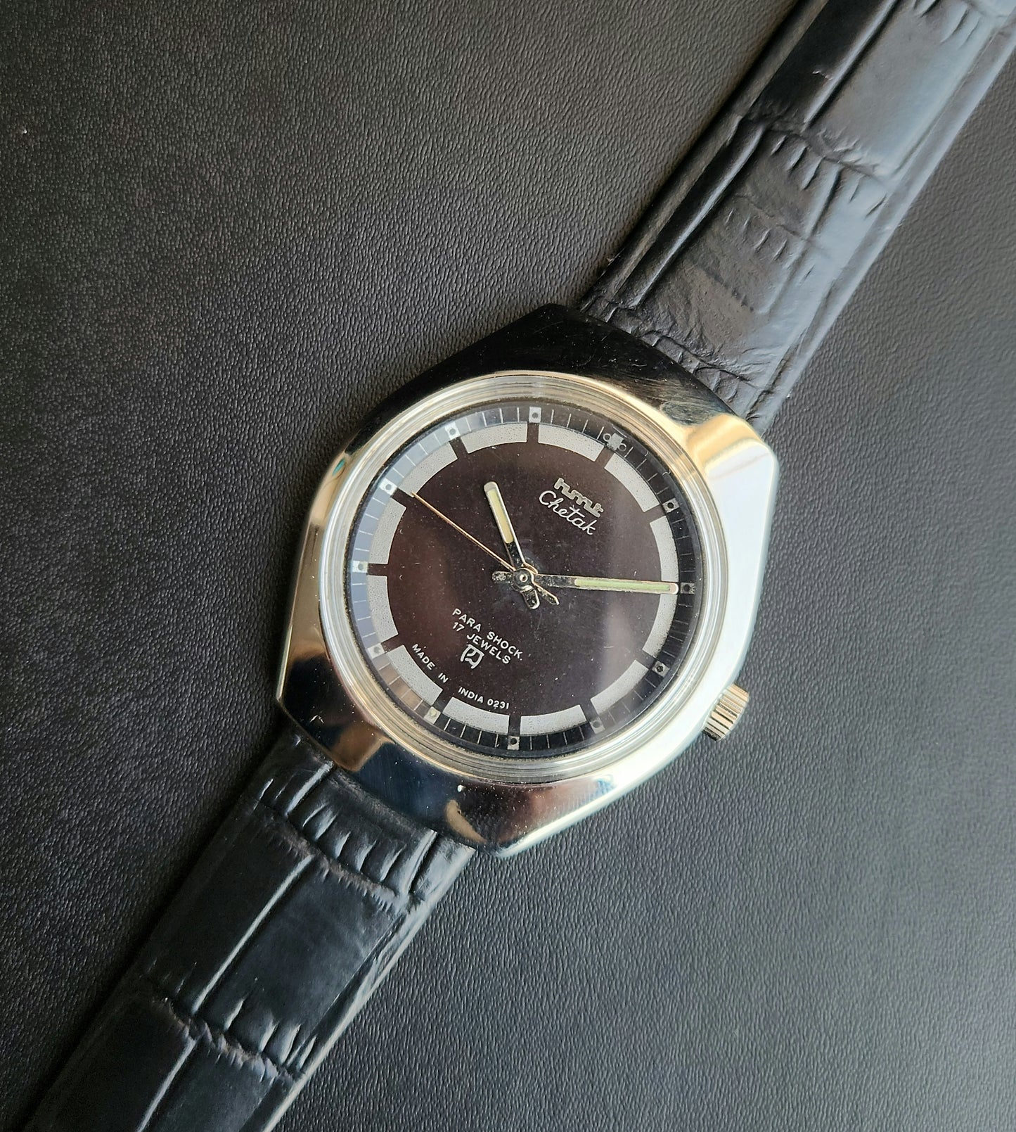 Vintage Original HMT Chetak Hand Winding 17 Jewels Black Face Black Leather Strap Men's Wrist Watch J108