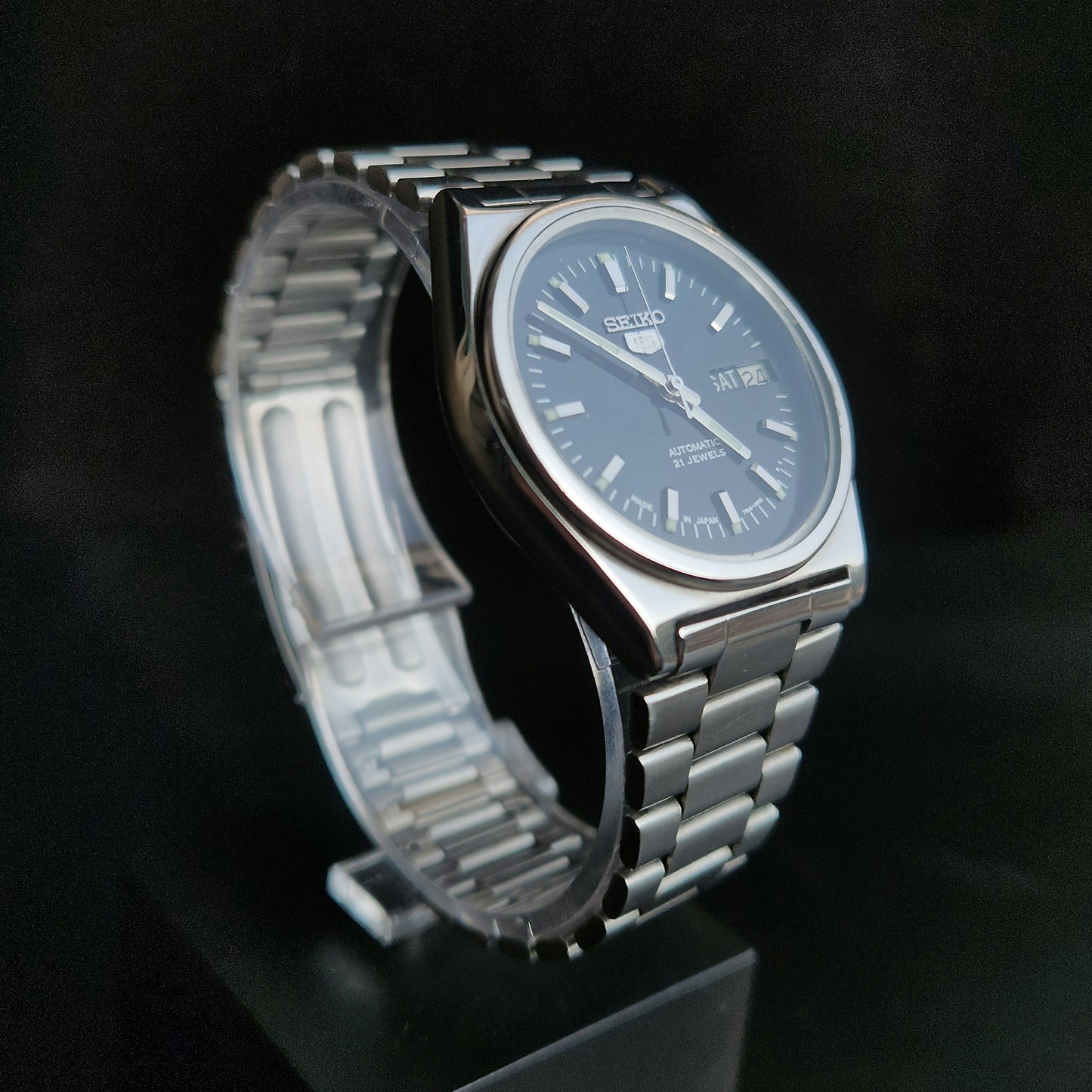 Vintage 1970 Original Seiko 5 Automatic 7019-8180 Black Face 17 Jewels Day-Date Japanese Men's Wrist Watch J105