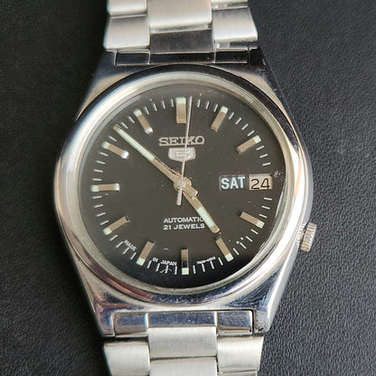 Vintage 1970 Original Seiko 5 Automatic 7019-8180 Black Face 17 Jewels Day-Date Japanese Men's Wrist Watch J105