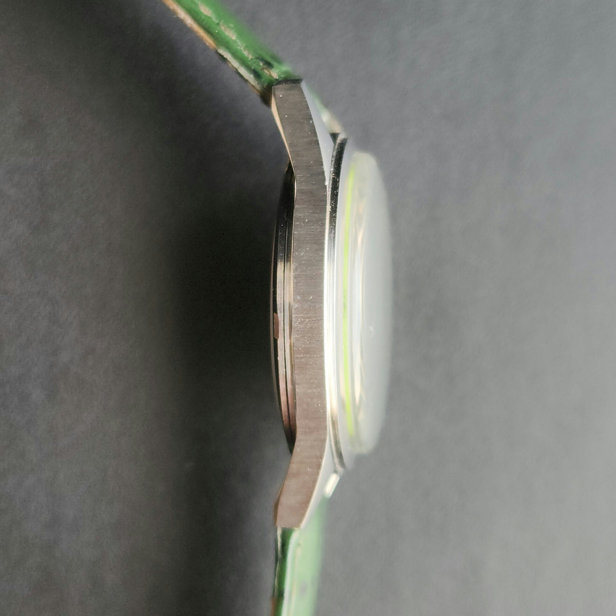 Vintage MOD HMT Janata Gandhi Hand Winding 17 Jewels Green Face Green Leather Strap Men's Wrist Watch K19