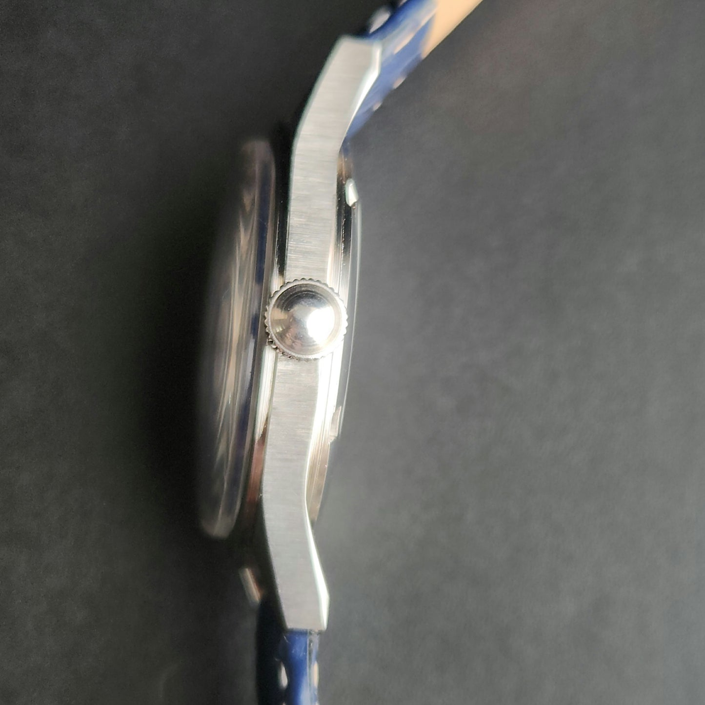 Vintage MOD HMT Janata B.R .Ambedkar Hand Winding 17 Jewels Blue Face Blue Leather Strap Men's Wrist Watch K17