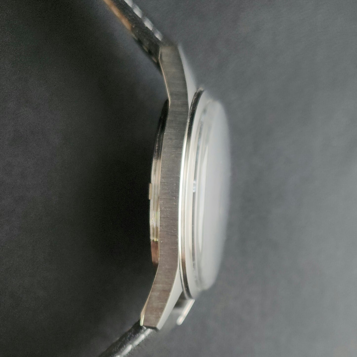 Vintage MOD HMT Janata Bangla Hand Winding 17 Jewels Yellow Face Black Leather Strap Men's Wrist Watch K15