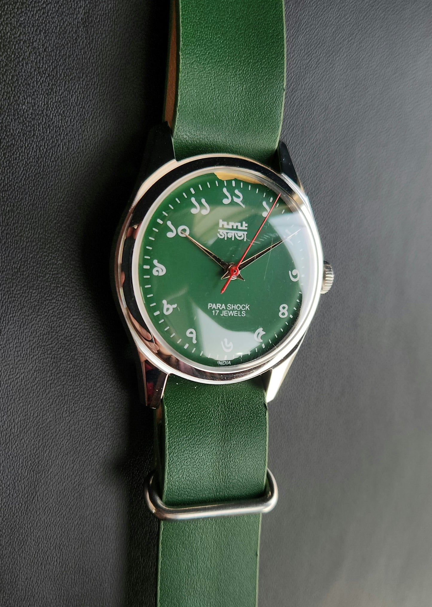 Vintage MOD HMT Janata Bangla Hand Winding 17 Jewels Green Face Green Nato Leather Strap Men's Wrist Watch K13