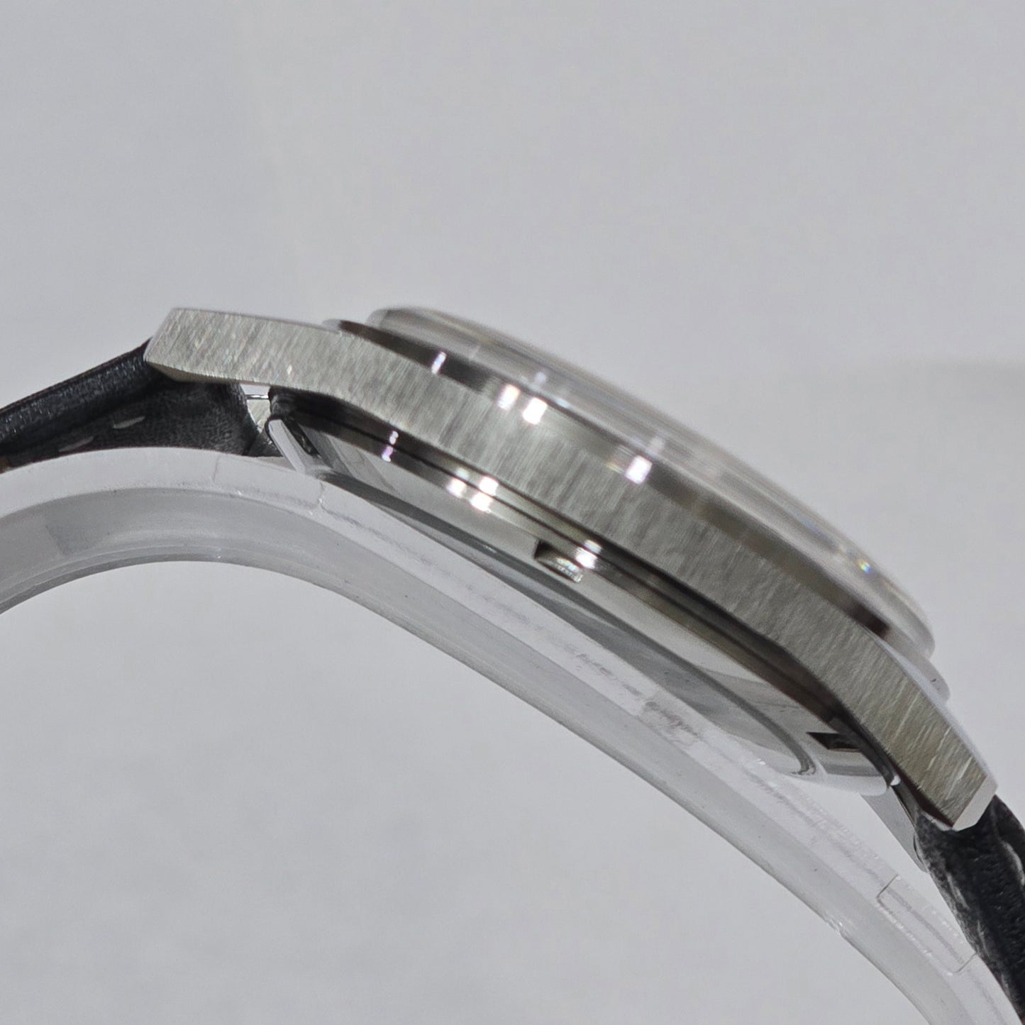 Vintage MOD HMT Janata Telugu Hand Winding 17 Jewels Black Face Black Leather Strap Men's Wrist Watch K08