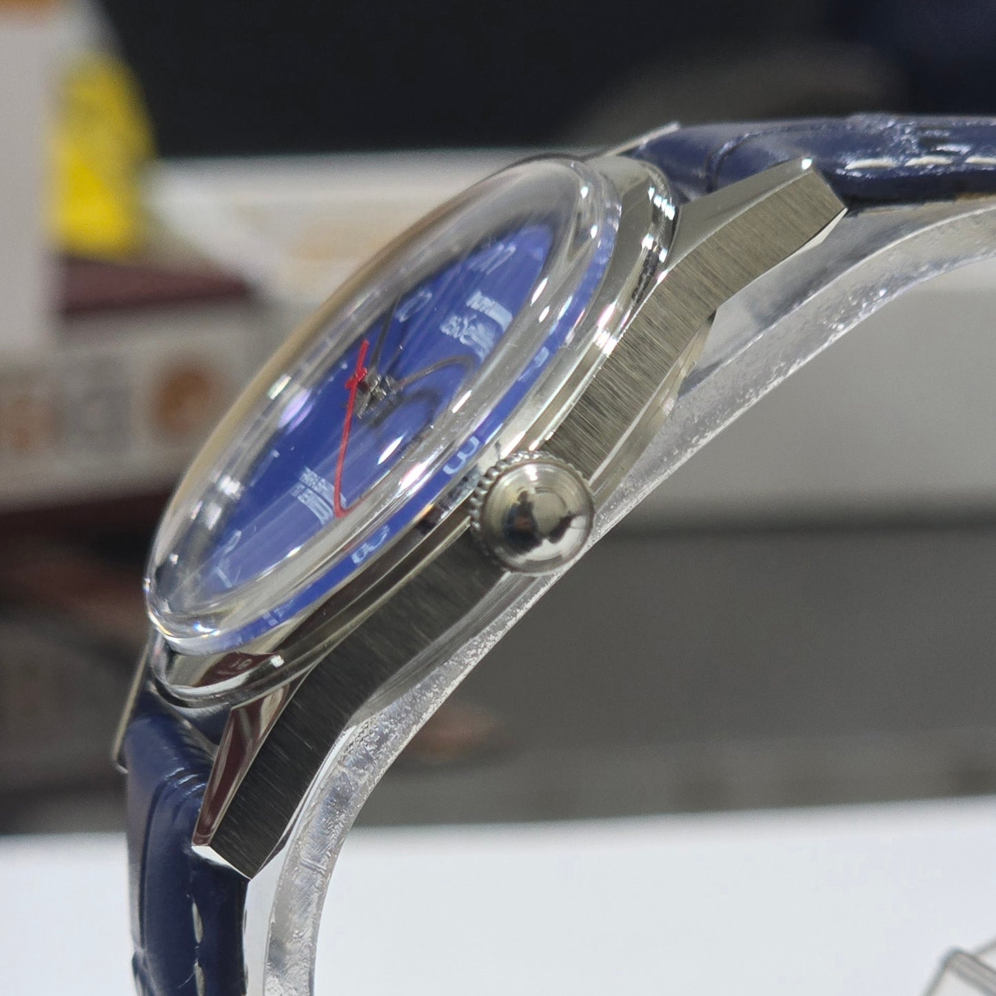 Vintage MOD HMT Janata Telugu Hand Winding 17 Jewels Blue Face Blue Leather Strap Men's Wrist Watch K09