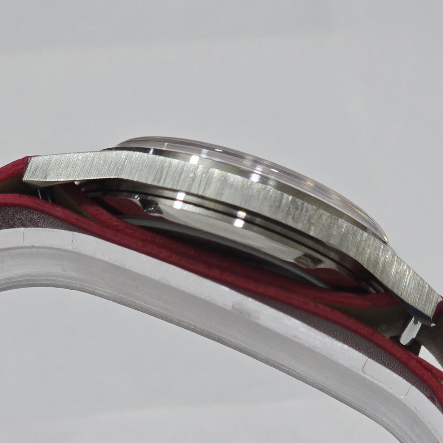 Vintage MOD HMT Janata Telugu Hand Winding 17 Jewels Red Face Red Nato Leather Strap Men's Wrist Watch K12