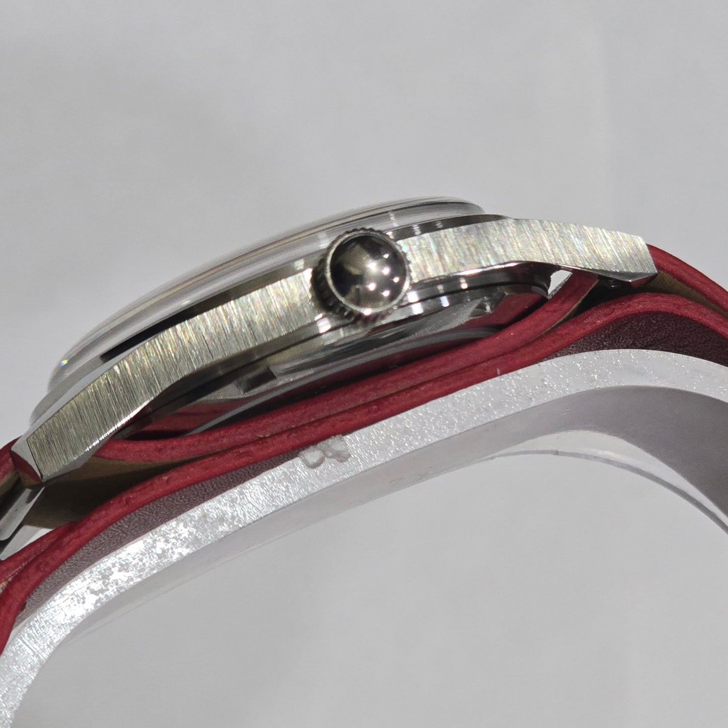 Vintage MOD HMT Janata Telugu Hand Winding 17 Jewels Red Face Red Nato Leather Strap Men's Wrist Watch K12