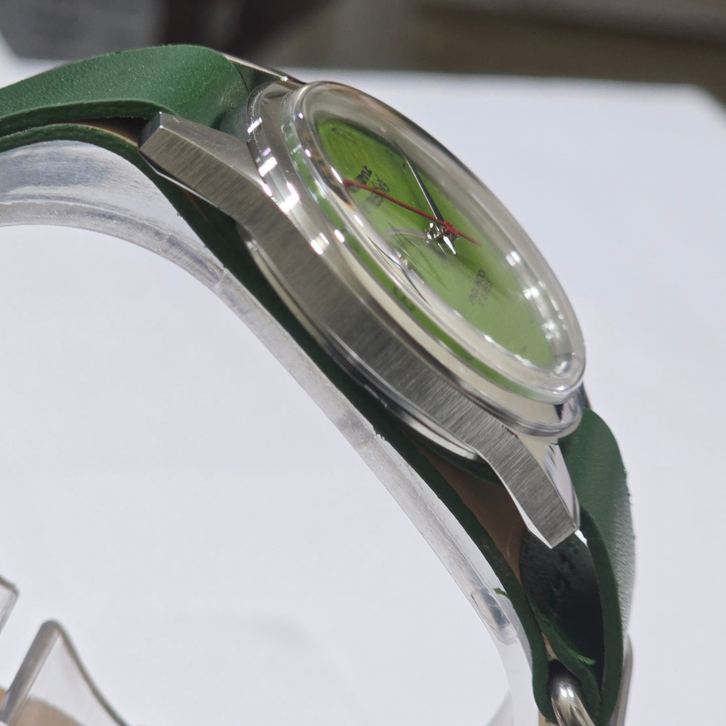 Vintage MOD HMT Janata Telugu Hand Winding 17 Jewels Green Face Green Nato Leather Strap Men's Wrist Watch K11