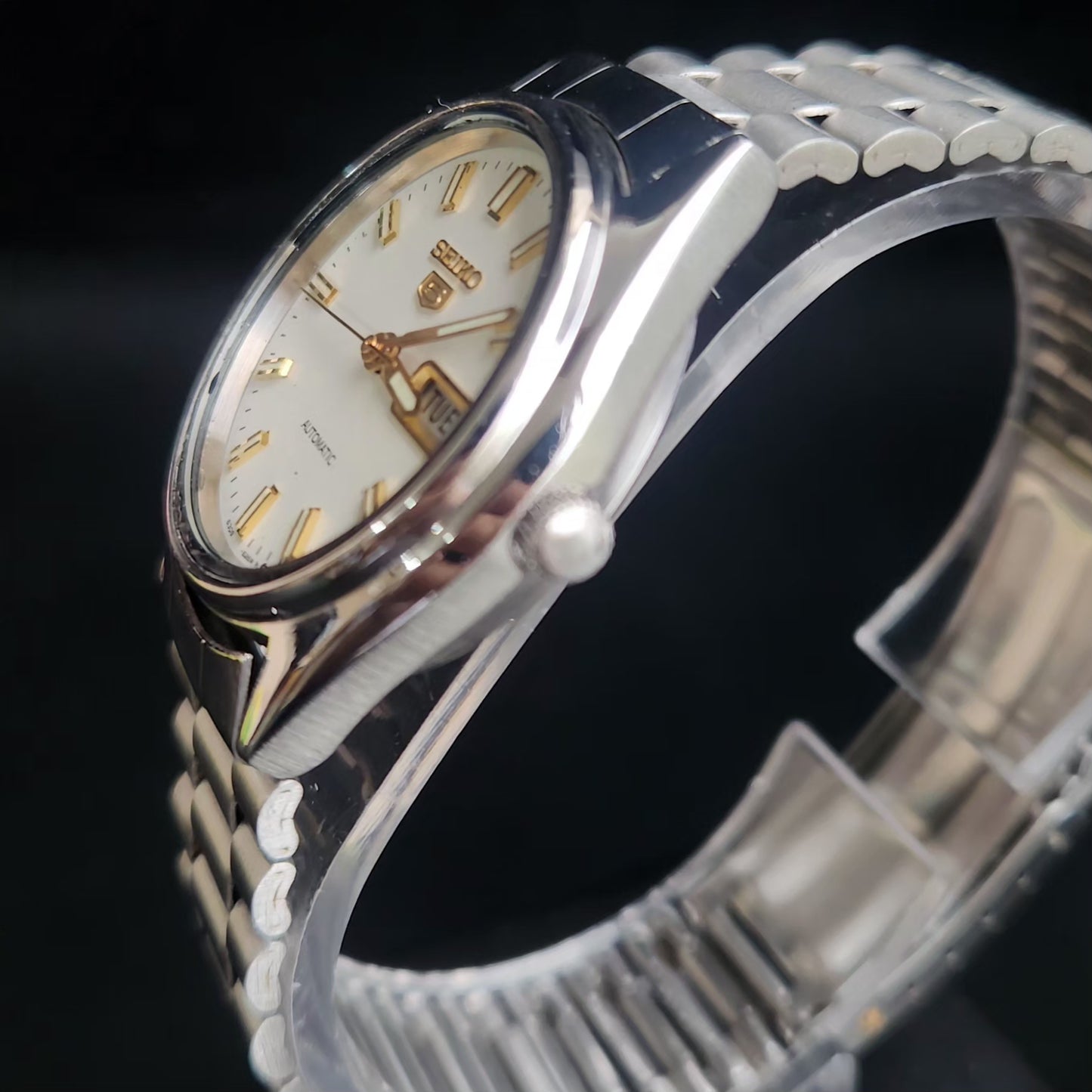Vintage 1985 Original Seiko 5 Automatic 6309-6240 White Face 17 Jewels Day-Date Japanese Men's Wrist Watch S13