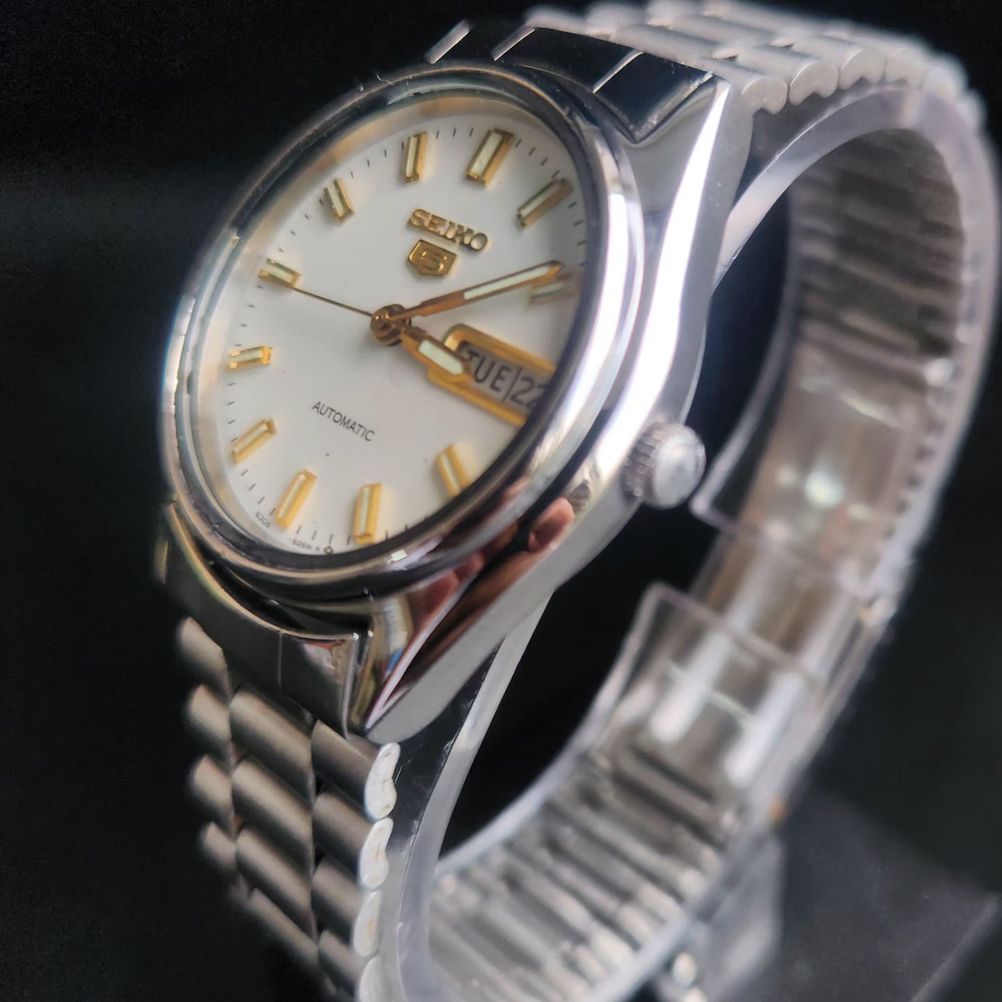 Vintage 1985 Original Seiko 5 Automatic 6309-6240 White Face 17 Jewels Day-Date Japanese Men's Wrist Watch S13